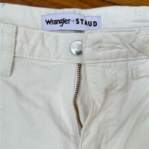 Wrangler Cream Women's Shorts